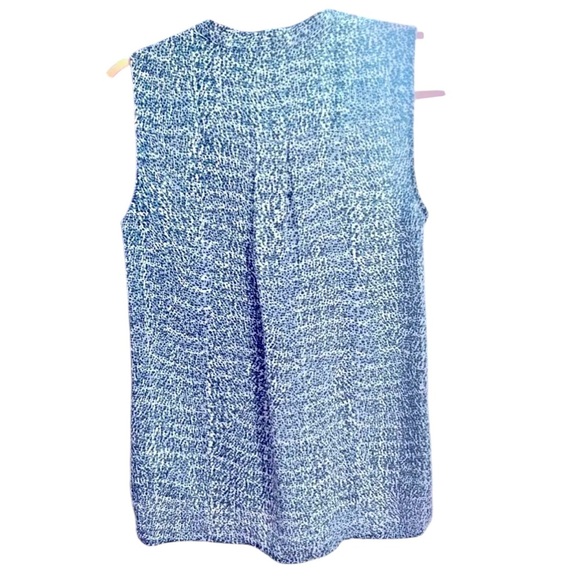 Vince. static silk blouse XS in excellent condition​ - Picture 3 of 4